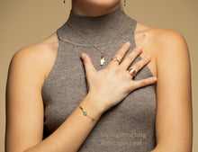 Pendant "Leaf" in 18kt Gold