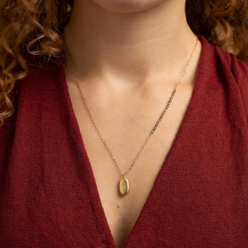 Goldketten mit Geschichte: Unikate, inspiriert von der Natur, gefertigt mit Herz und Hand in Innsbruck.