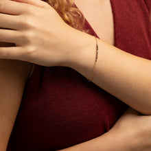 Edle Armbänder aus 18kt Gold mit fein geschliffenen Diamanten – individuell gefertigt in Innsbruck, Tirol.