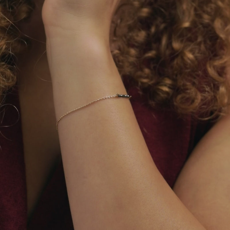 Von der Idee bis zum fertigen Schmuckstück – bei Goldschmiede Mölk entsteht jedes Unikat in liebevoller Handarbeit. Nachhaltig, individuell und mit Leidenschaft gefertigt im Herzen von Innsbruck.