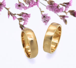 Wedding rings ups and downs ladies