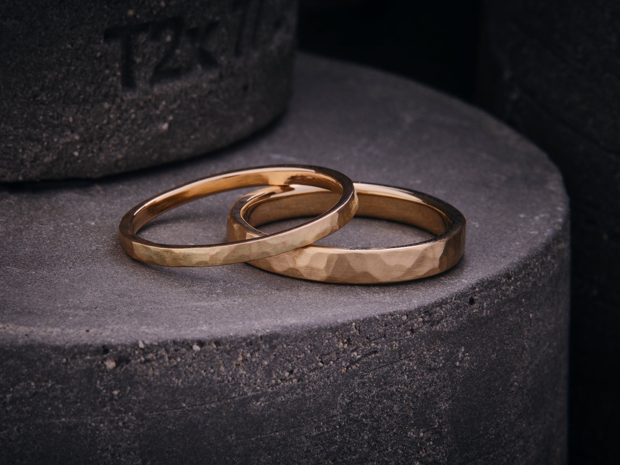 Wedding rings "Hammered"