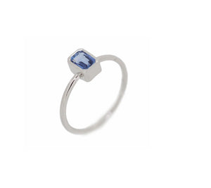 Sapphire ring